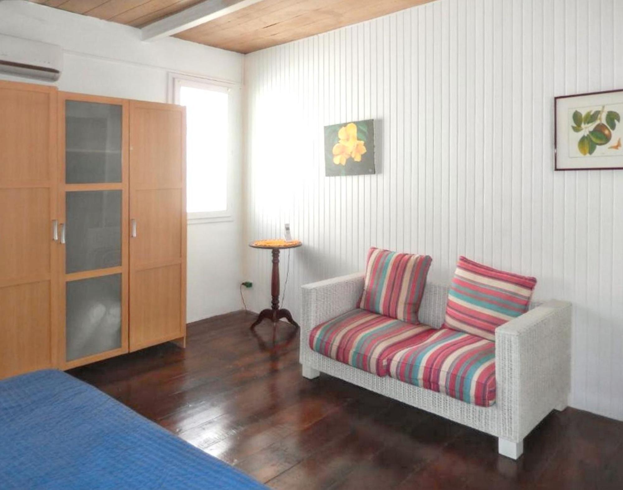 Maison De Charme A Saint-Pierre Avec Vue Sur Mer Et Montagne מראה חיצוני תמונה