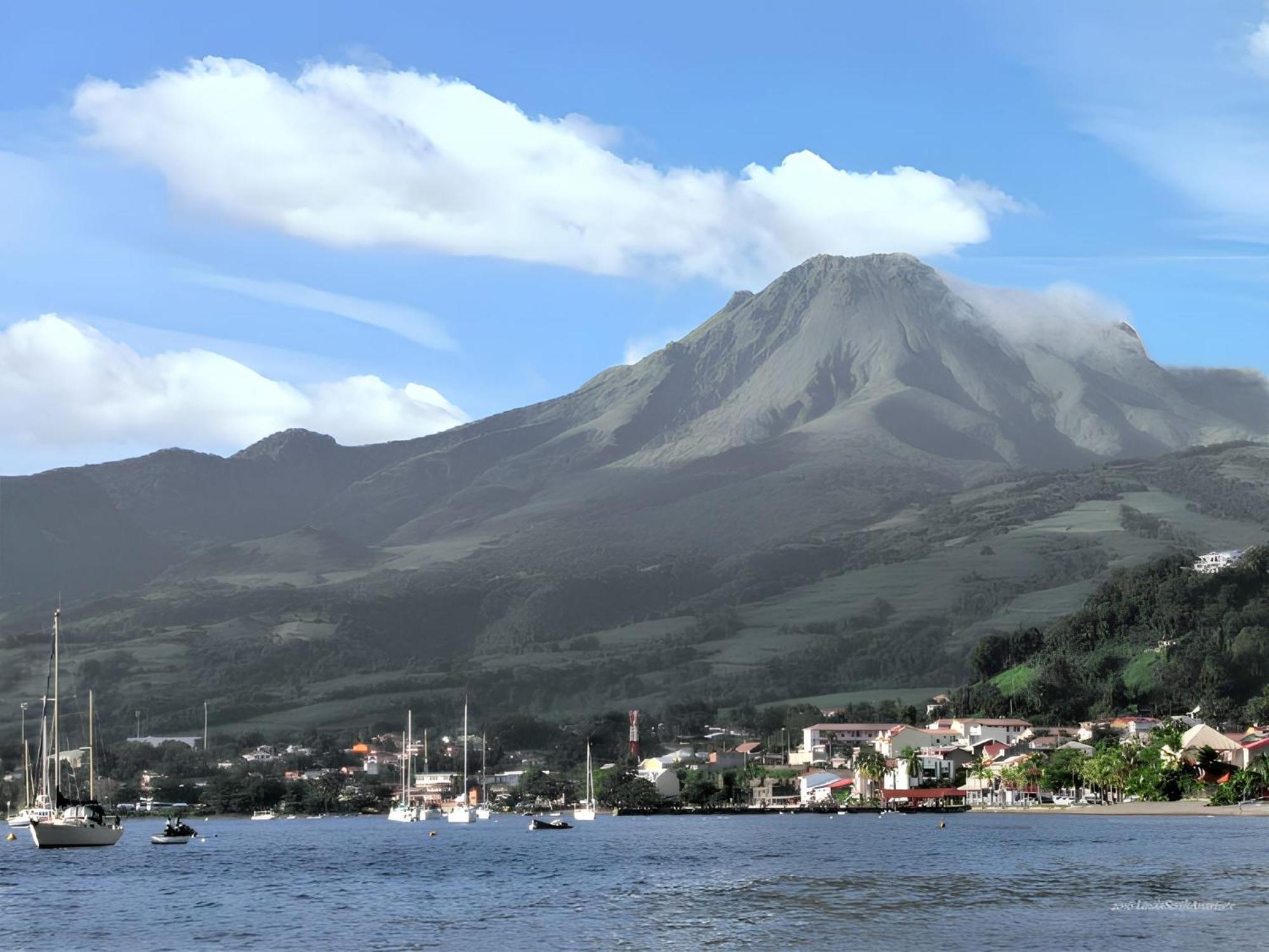 Maison De Charme A Saint-Pierre Avec Vue Sur Mer Et Montagne מראה חיצוני תמונה